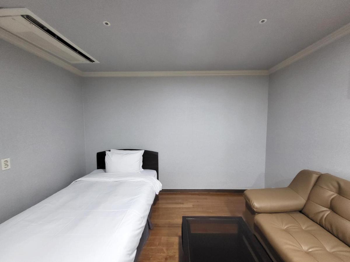 Ramada Hotel And Suites Seoul Namdaemun Kültér fotó