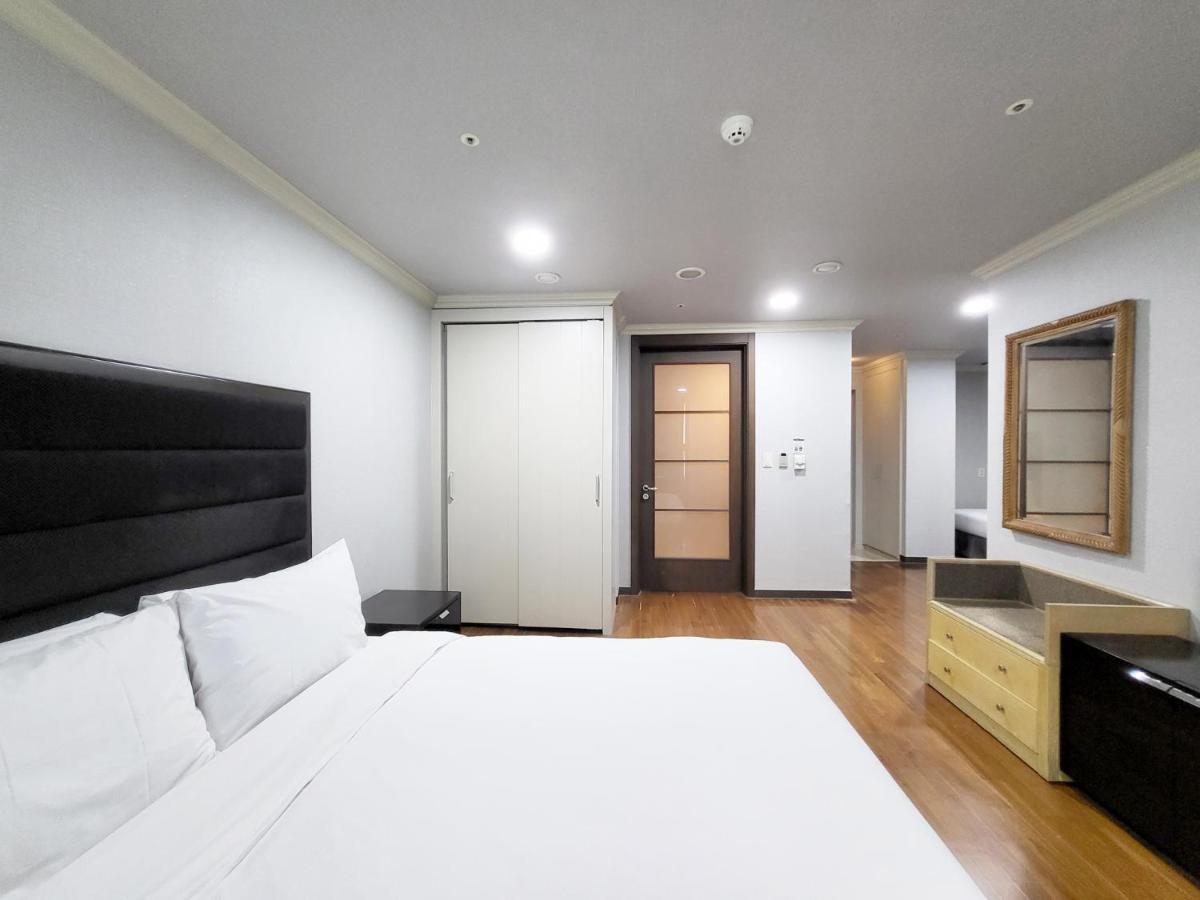 Ramada Hotel And Suites Seoul Namdaemun Kültér fotó
