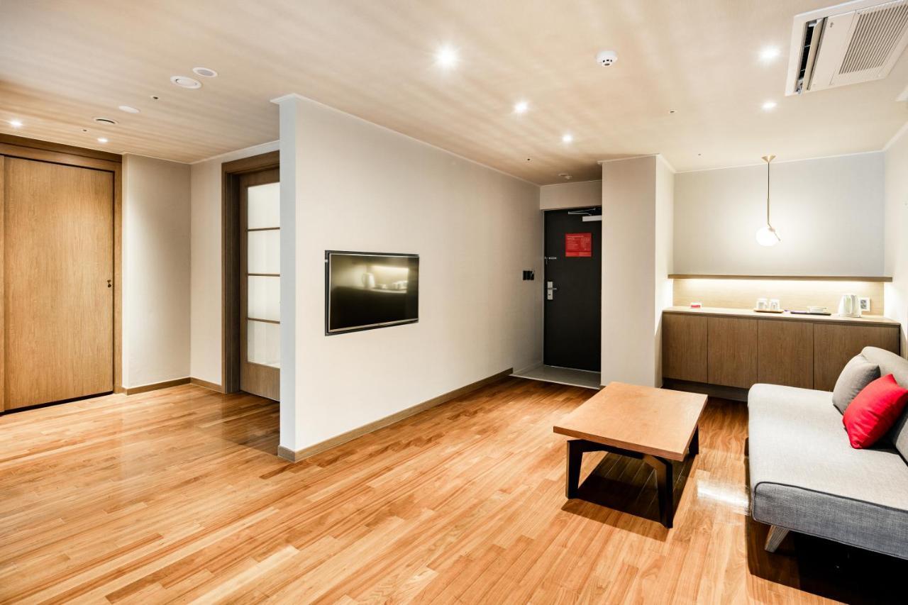 Ramada Hotel And Suites Seoul Namdaemun Kültér fotó