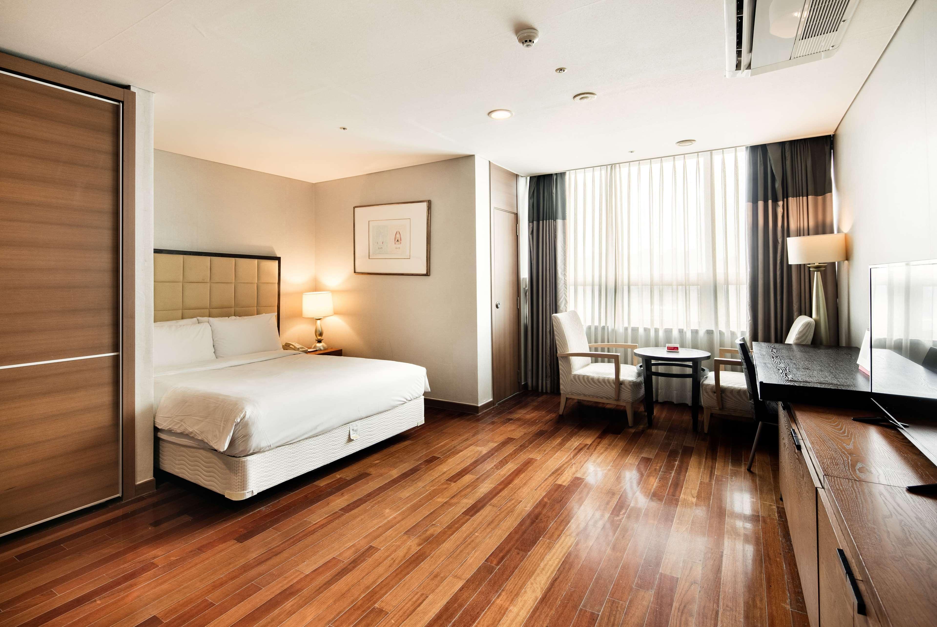 Ramada Hotel And Suites Seoul Namdaemun Kültér fotó