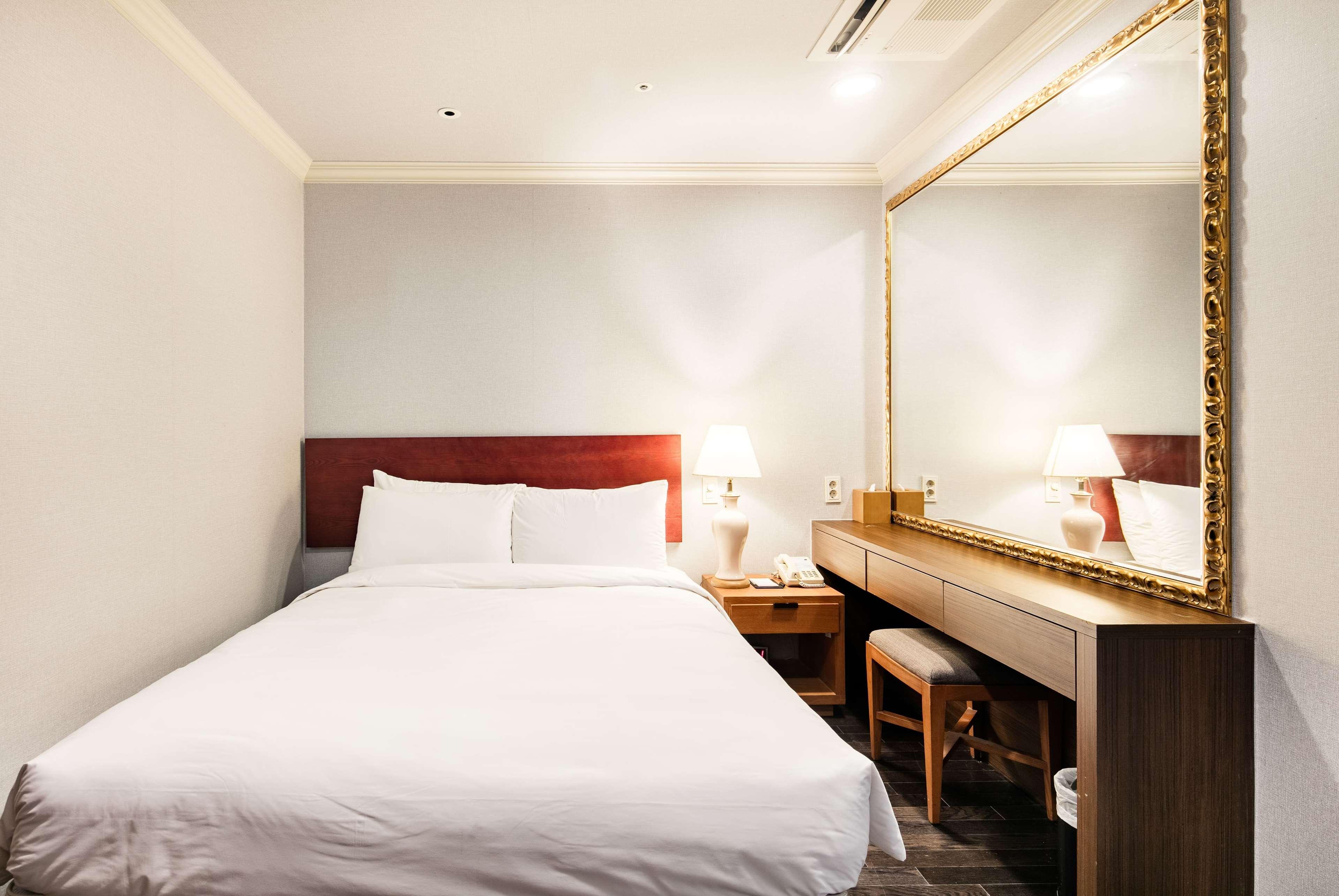 Ramada Hotel And Suites Seoul Namdaemun Kültér fotó