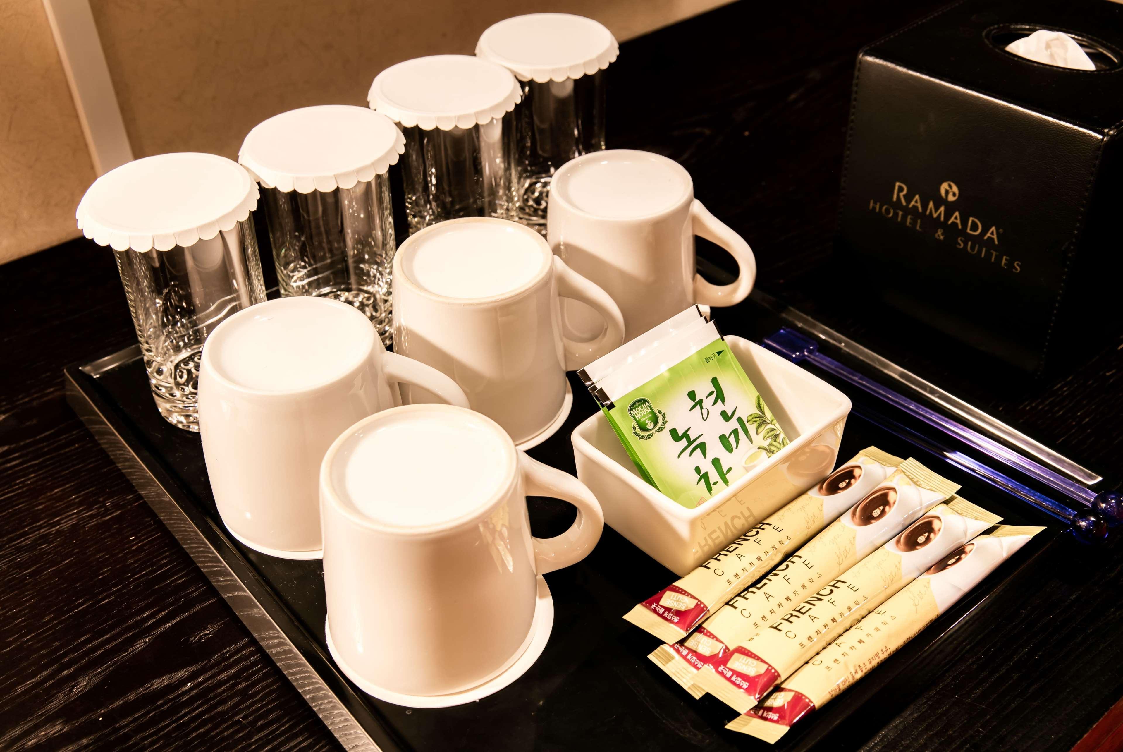 Ramada Hotel And Suites Seoul Namdaemun Kültér fotó