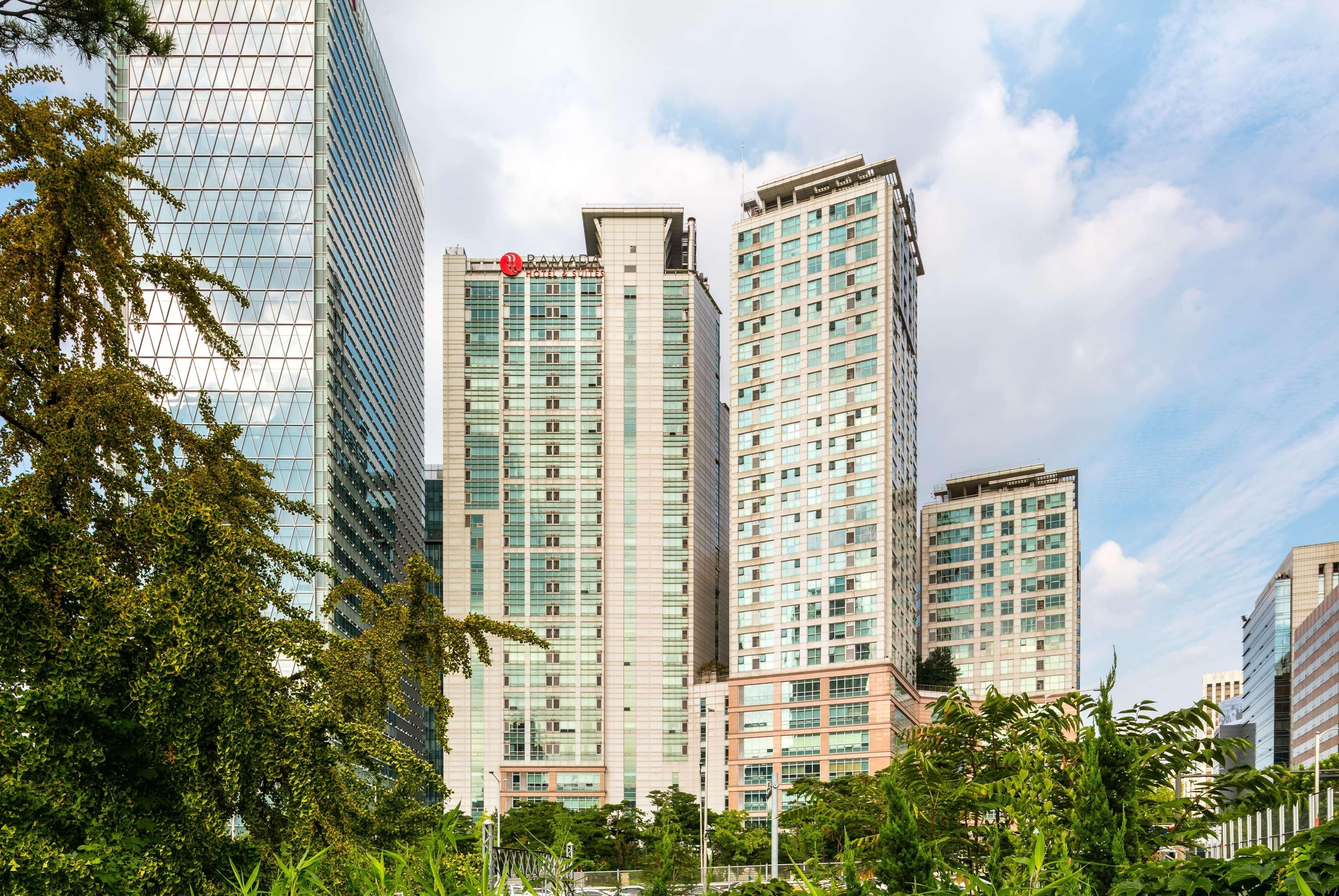 Ramada Hotel And Suites Seoul Namdaemun Kültér fotó