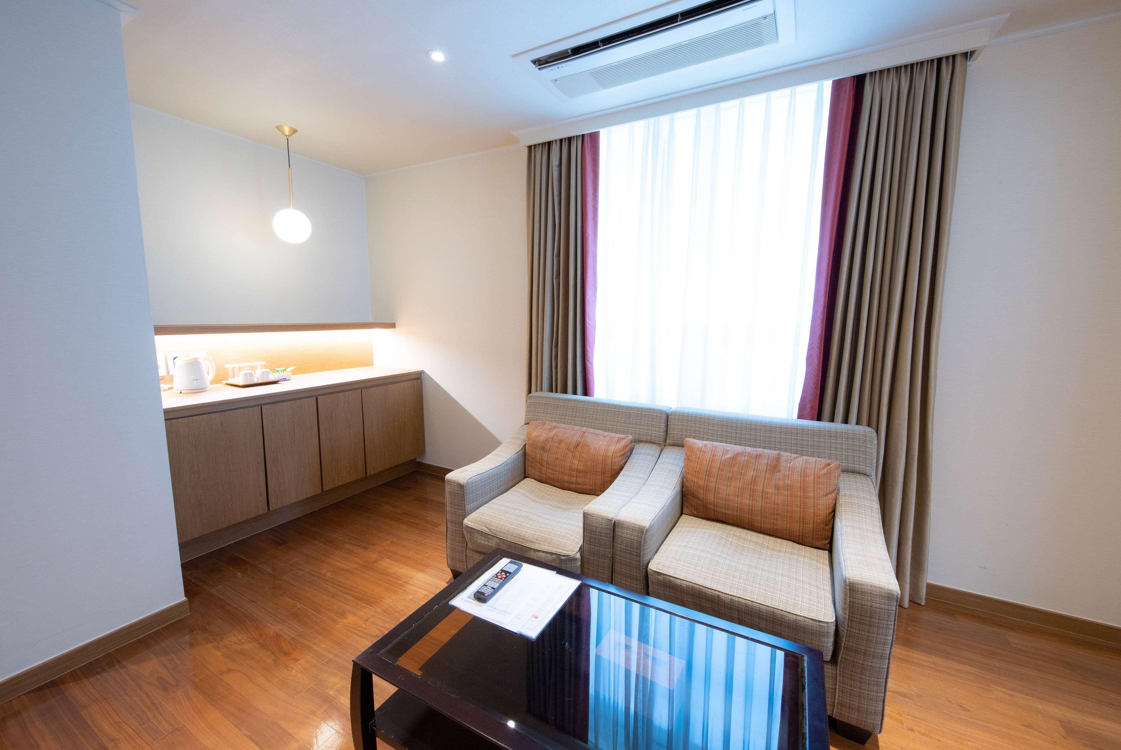 Ramada Hotel And Suites Seoul Namdaemun Kültér fotó