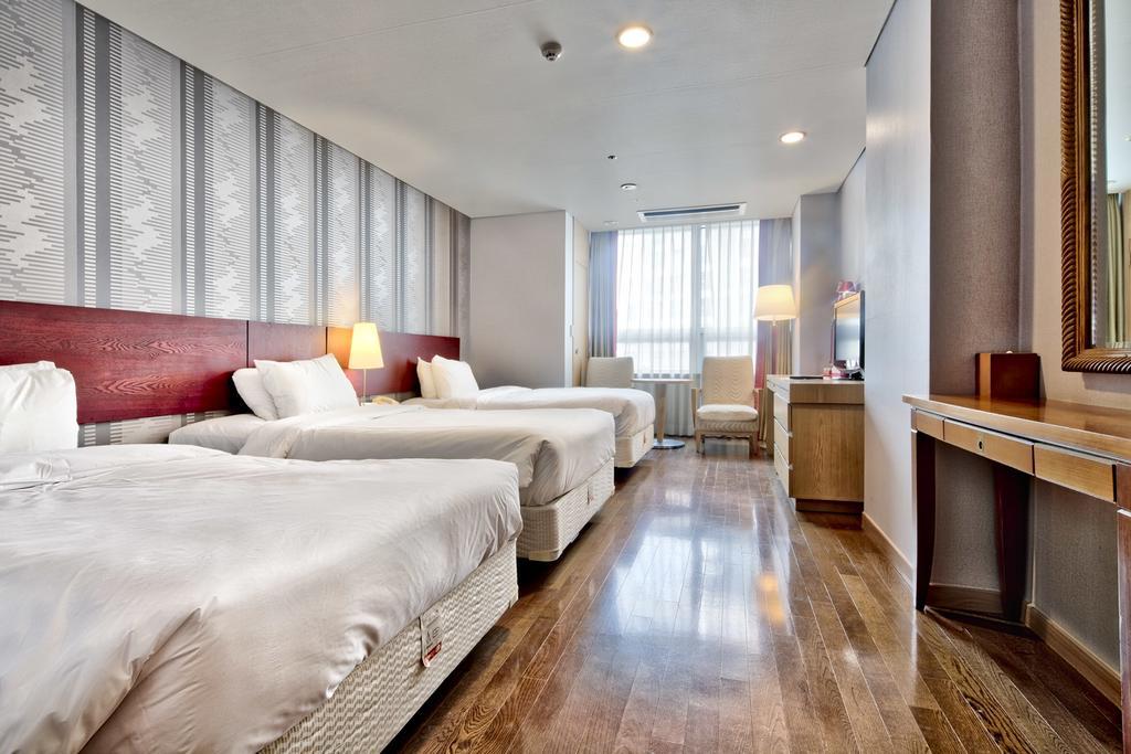 Ramada Hotel And Suites Seoul Namdaemun Kültér fotó