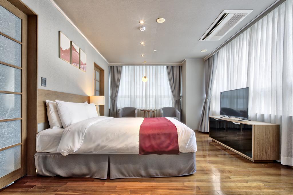 Ramada Hotel And Suites Seoul Namdaemun Kültér fotó